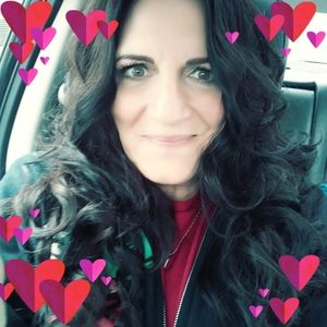 Meet your Posher, Felicia